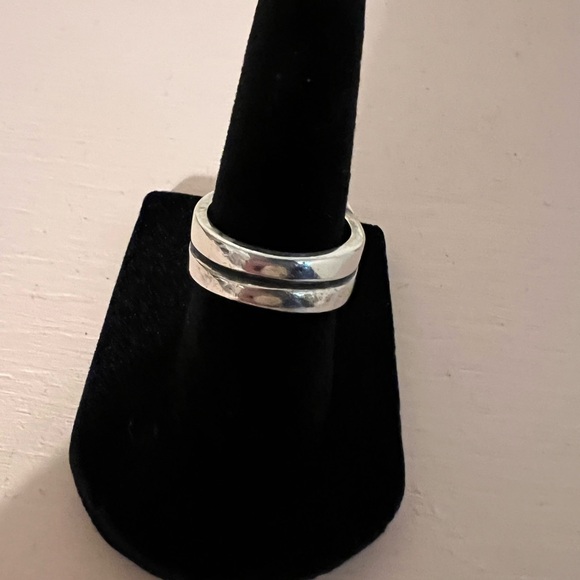 James Avery Silver Woven Ring - Picture 4 of 5